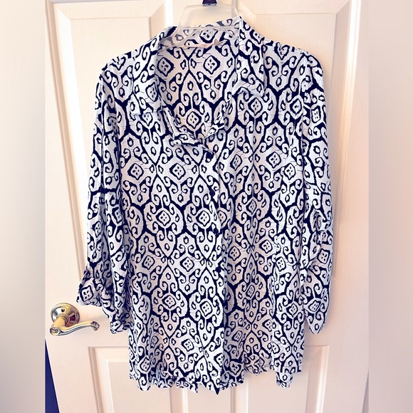 Soft Surroundings - Tunic Style Blouse. Large - Picture 2 of 5